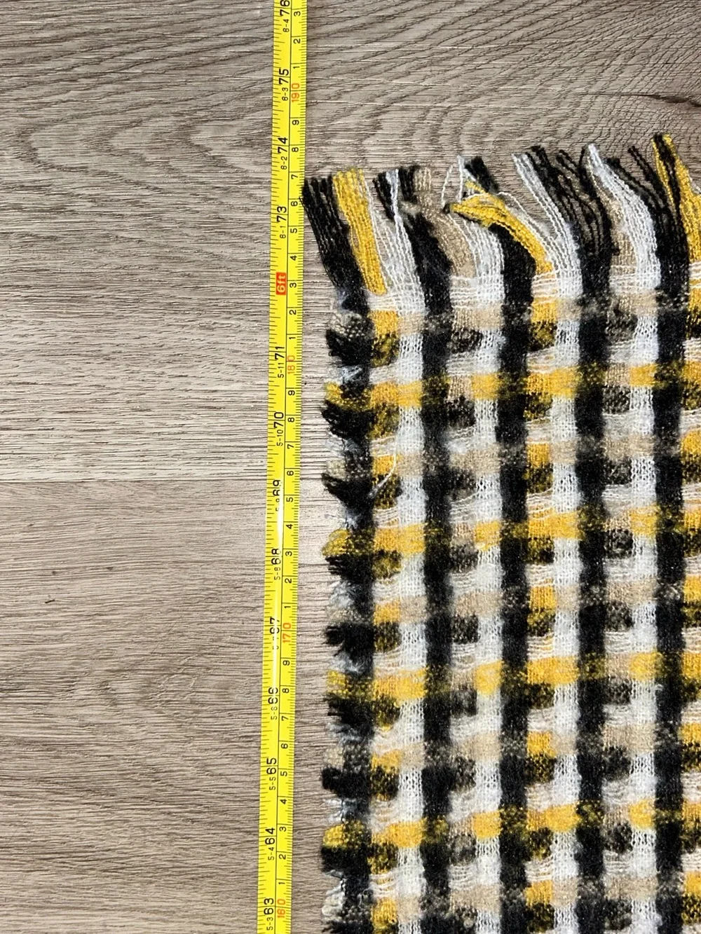 Evereve Houndstooth Plaid Blanket Scarf NWT
